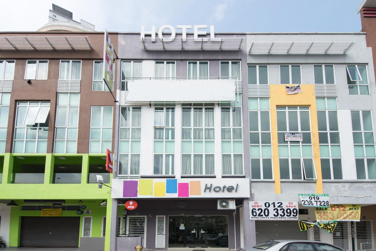 De Jaya Hotel Петалинг-Джая Экстерьер фото
